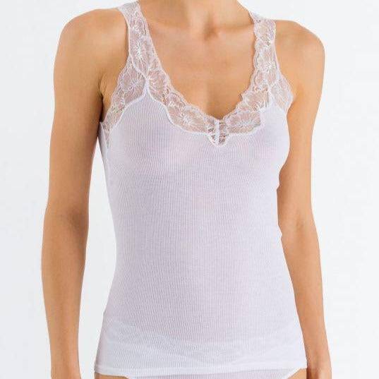 LACE DELIGHT TOP BAUMWOLLE OHNE ARM